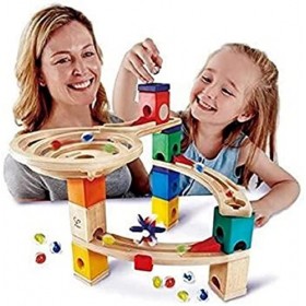 Hape Circuit à Billes en Bois Race to The Finish Quadrilla - Super Kit Circuit 28 Pièces + 30 Billes - Jeu de Construction en