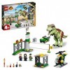 LEGO 76944 Jurassic World LÉvasion du T Rex: Jouet de Dinosaure avec Voiture, Maquette dHélicoptère et Aéroport, Cadeau pou