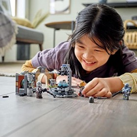 LEGO SOP Star Wars Die mandalorianische Schmiede der Waffenschmiedin À partir de 16 ans, 258 pcs