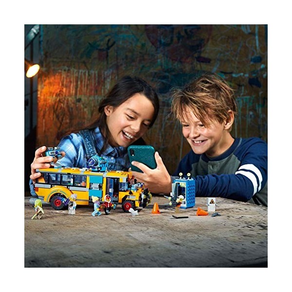 LEGO Hidden Side - Le Bus Scolaire Paranormal, Jeu de Construction Interactif 8 Ans et Plus, 689 Pièces - 70423