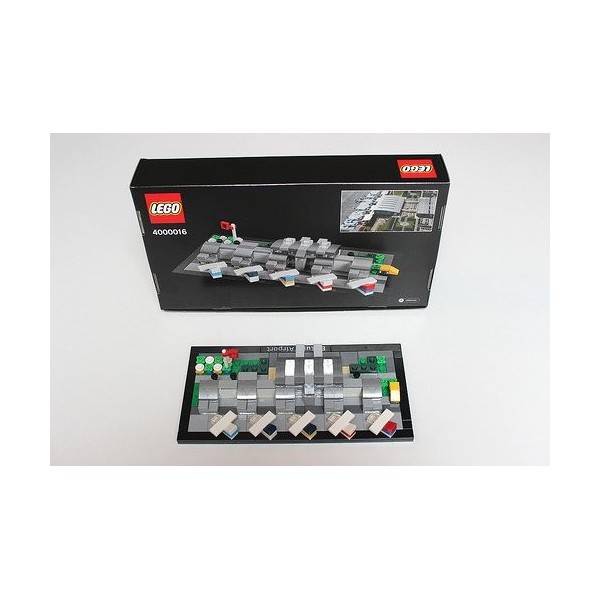 Lego édition spéciale Aéroport de Billund au Danemark 4000016, set de collection exclusif