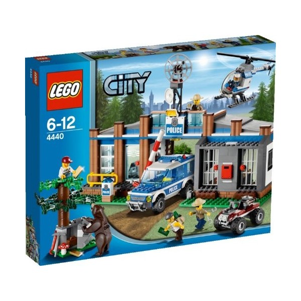 LEGO City - 4440 - Jeu de Construction - Le Poste de Police en Forêt