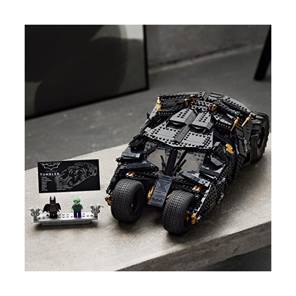 LEGO 76240 DC Batman La Batmobile Tumbler, Set pour Adultes À Exposer Et À Collectionner, Idée Cadeau, Maquette Voiture