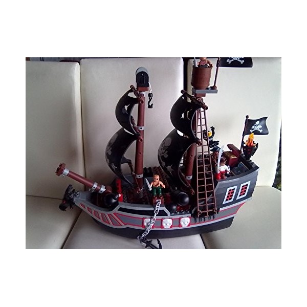 LEGO - Bateau Pirate Duplo