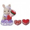 Sylvanian Families - 5369 - La grande soeur lapin crème et son bouquet de fleurs