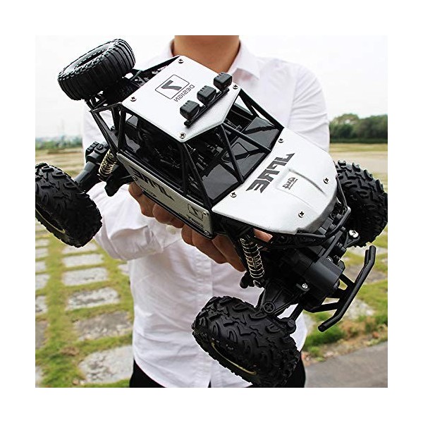 Darenbp Jouet télécommandé pour garçons Toy Radio télécommande de voiture à haute vitesse camion 4 roues motrices voiture RC 