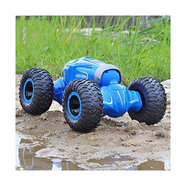 Voiture RC 4WD Stunt Car Toys 2.4G Twist Car Double Face Flip Déformation Voiture descalade RC Racing Car Crawler Car 45° Es