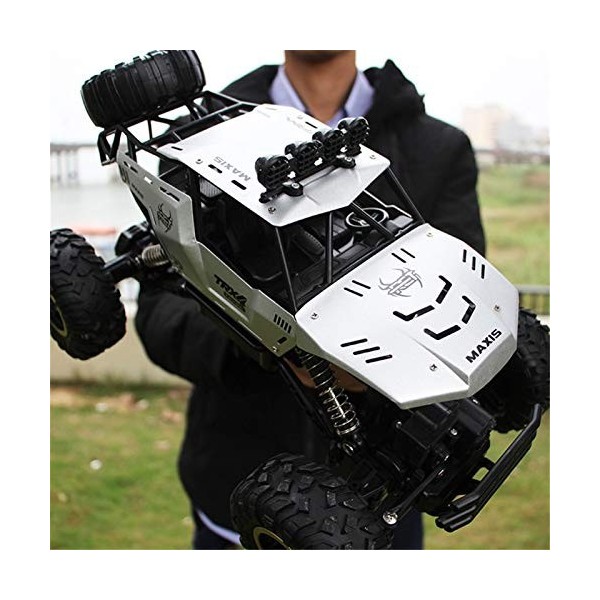 BONOCO 1 ： 12 jouets en alliage pour enfants tout-terrain radiocommandés véhicules de course tout-terrain camions buggy voitu