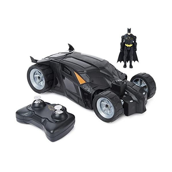 DC COMICS BATMAN - Batmobile RC 1:20 + Figurine Batman 10 cm - Voiture Télécommandée Echelle 1:20 - Technologie 2,4 Ghz - Pil