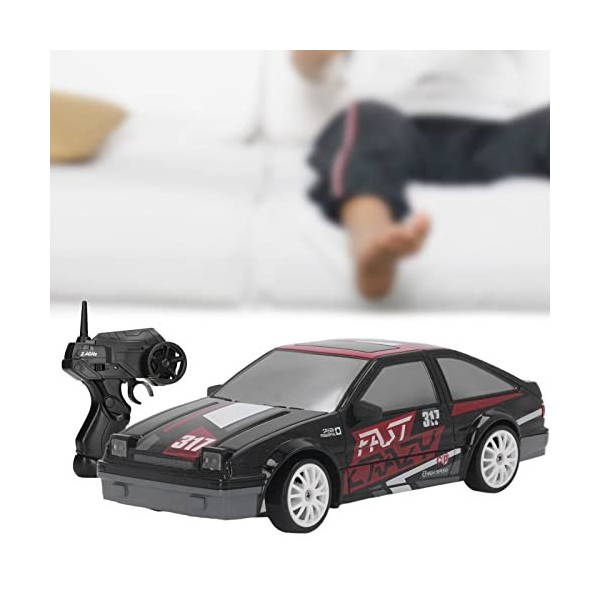 TANM RC Drift Car 15km/h Résistant aux Rayures Légère Rechargeable Télécommande à Faible Friction Échelle 1/24 pour Enfants I