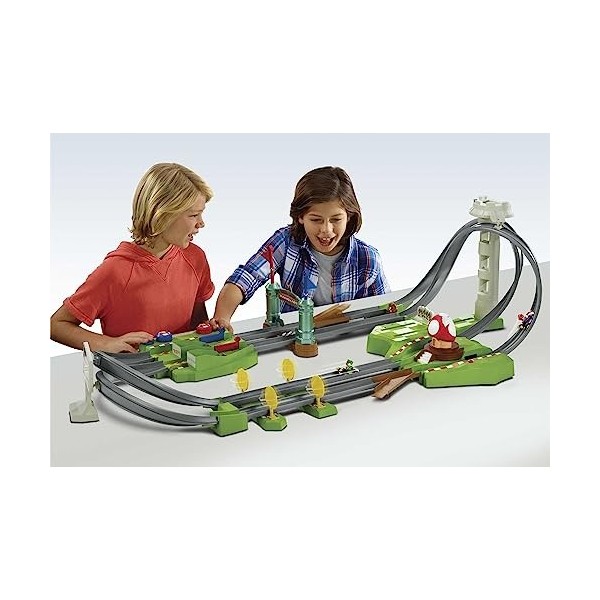 Hot Wheels Circuit Deluxe Mario Kart motorisé, coffret de jeu pour voitures à connecter avec circuit et pistes, emballage fer